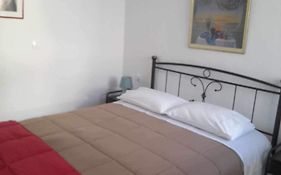 Kouki Maria Rooms